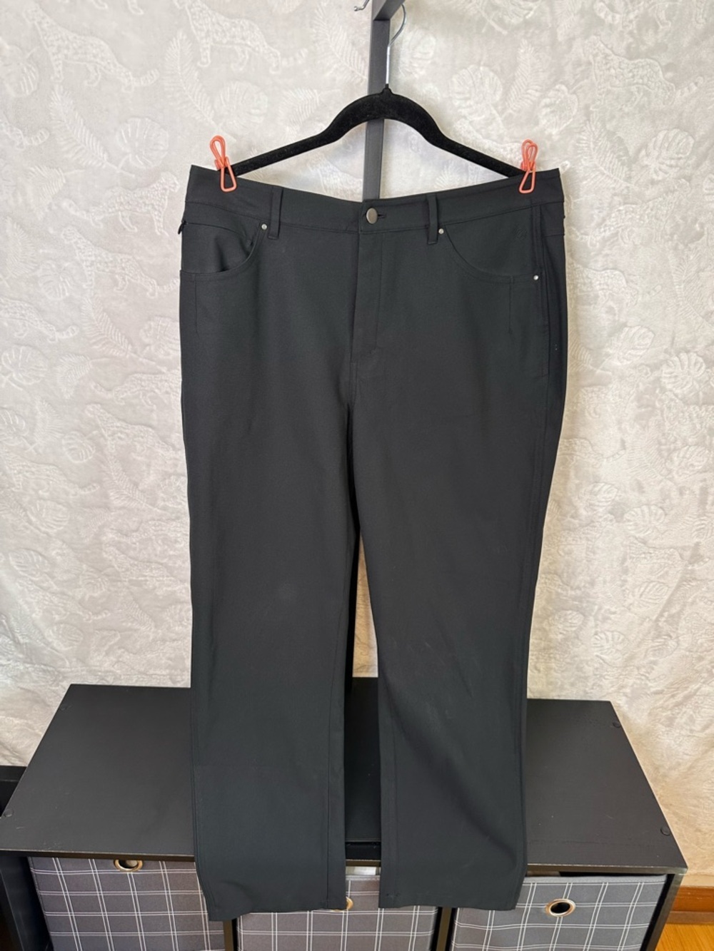 CRZ YOGA Men's Straight Black Jeans